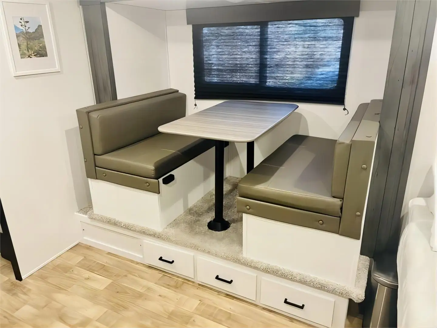 2024 Ecocampor Galvanized sheet Factory Hot Selling off Road Luxury Travel Trailer 21FT Caravan with Oven for Sale