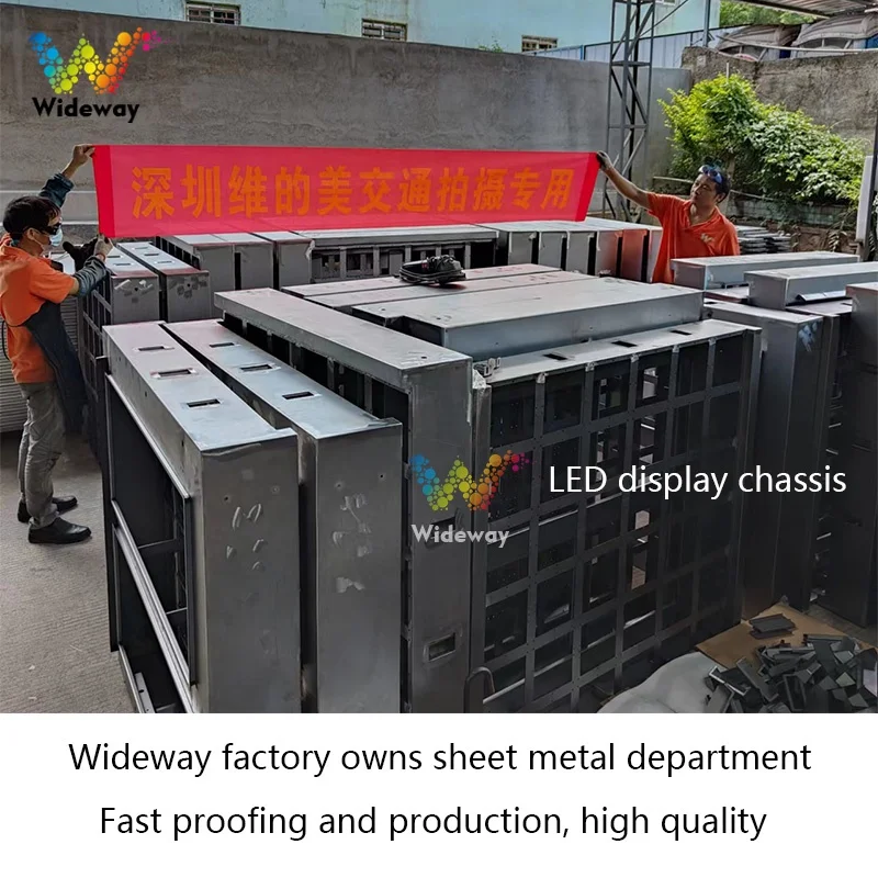 Portable Traffic Road Signs Highway VMS Signs Scroll Variable Message Full Color Message Board Traffic Display