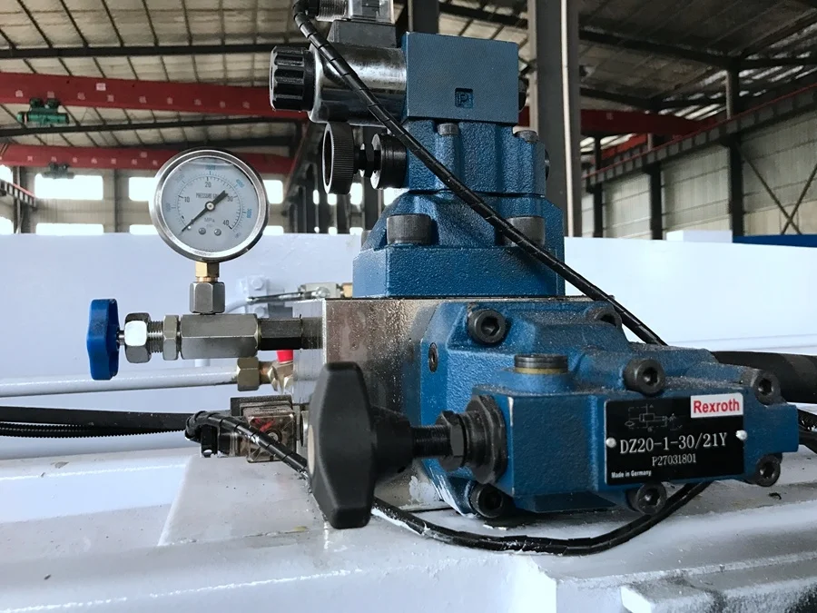 High precision QC11Y-12x4000 CNC automatic pneumatic metal sheet cutter hydraulic guillotine shearing machines manufacturers