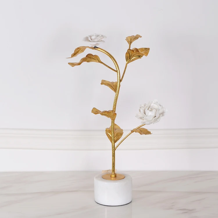 HOME DECORATIVE ACCENT TABLE DECOR GOLD IRON WITH CERAMIC FLOWERS home decor luxury modern accessorieS