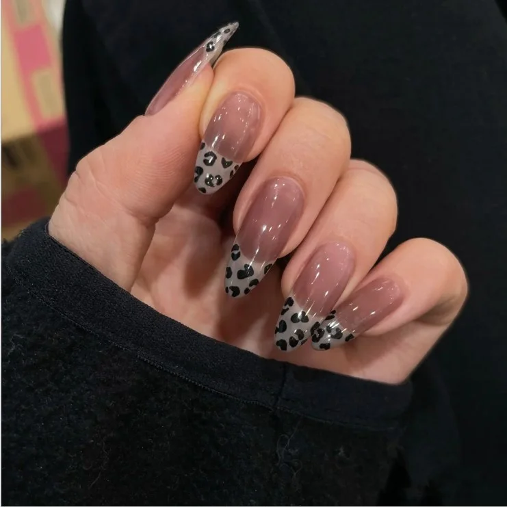 Naixi Custom New Design Short Square Flower False Nails Coffin Ballerina Press On Nails Tips Artificial Acrylic Fingernails