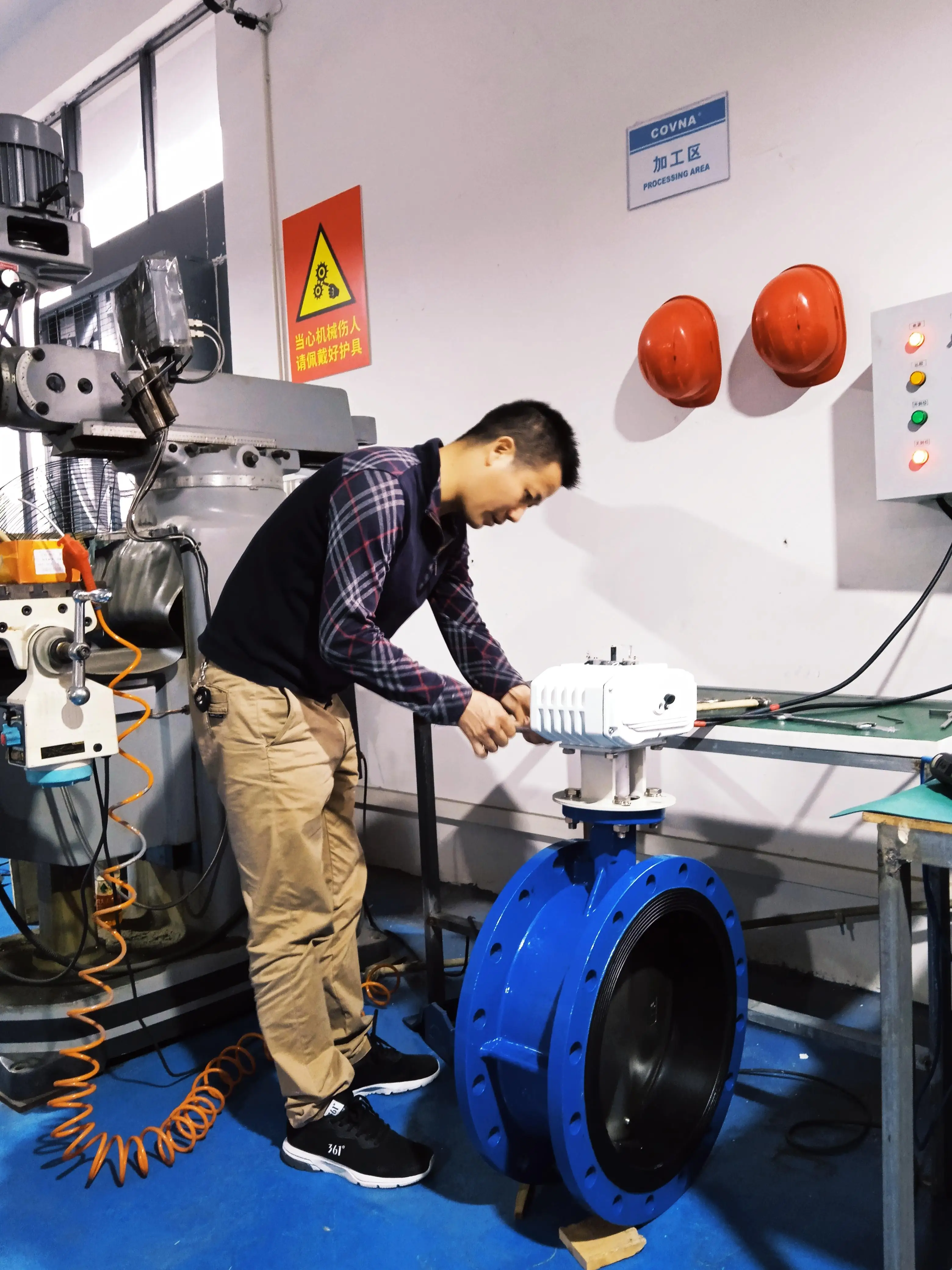 COVNA 6 Inch DN150 CF8M Stainless Steel Wafer Type Double Flange Electric Actuator EPDM Seat Motorized Butterfly Valve