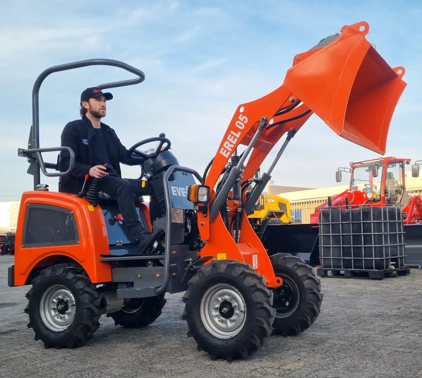 EVERUN 0.5ton EREL05 mini garden shovel farm compact small electric battery CE EPA wheel loader made in China