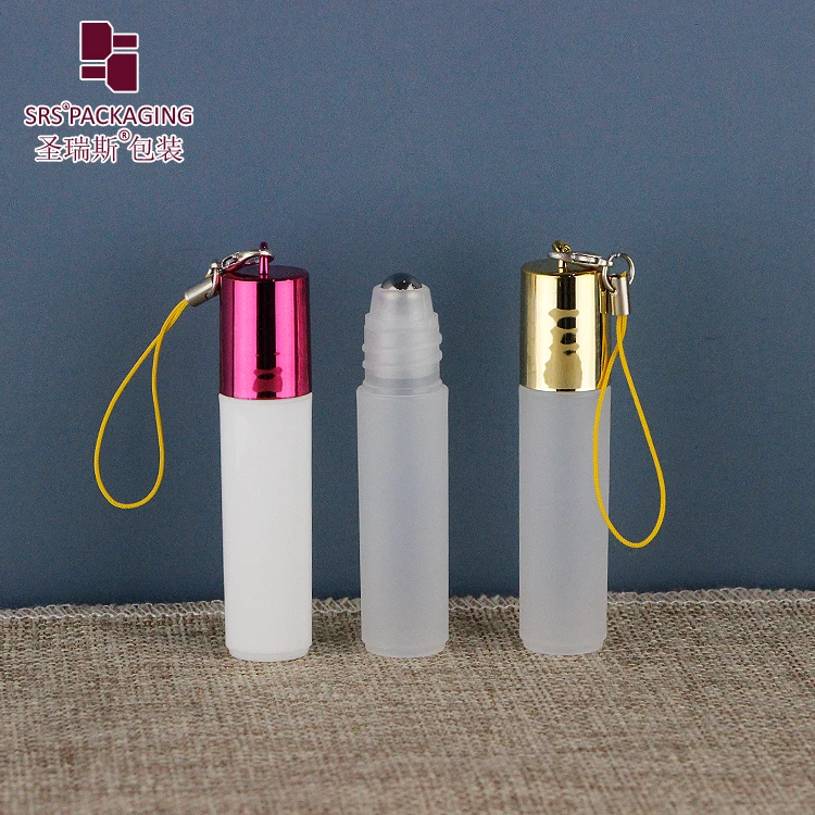 Empty Wholesale 5ml Plastic Roll On Bottle With Hook Portable Keychain Perfume Empty Bottle