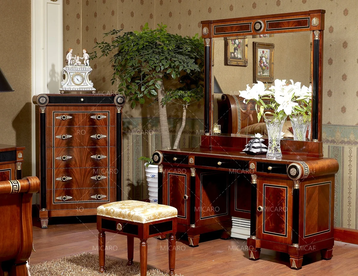 Luxurious king veneer covered antique wooden bedroom furniture set