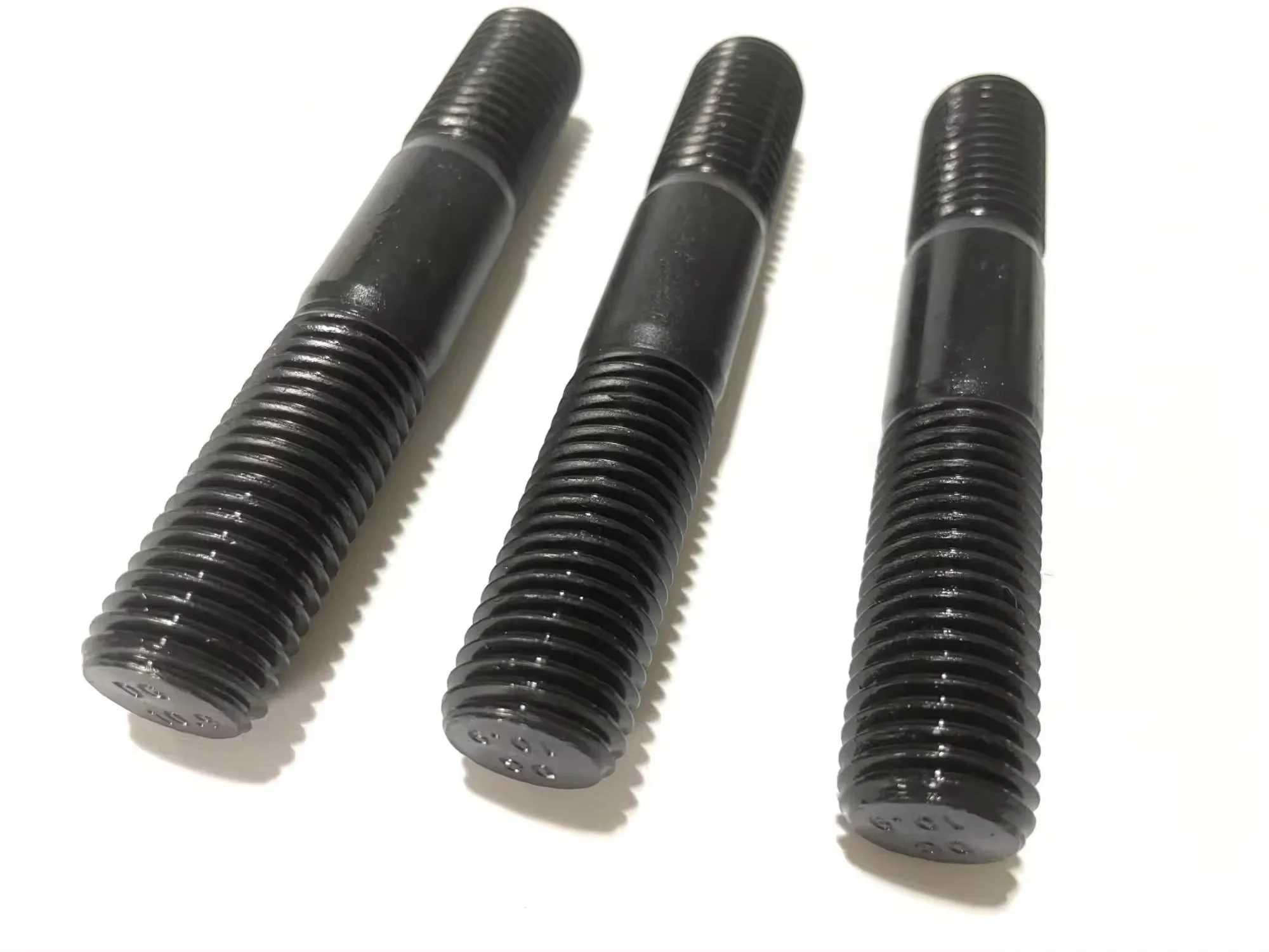 Special Anti-Corrosion 35CrMoA Stud Petrochemical Stainless Steel with Zinc Finish DIN Standard Manufactured by Petrochemical