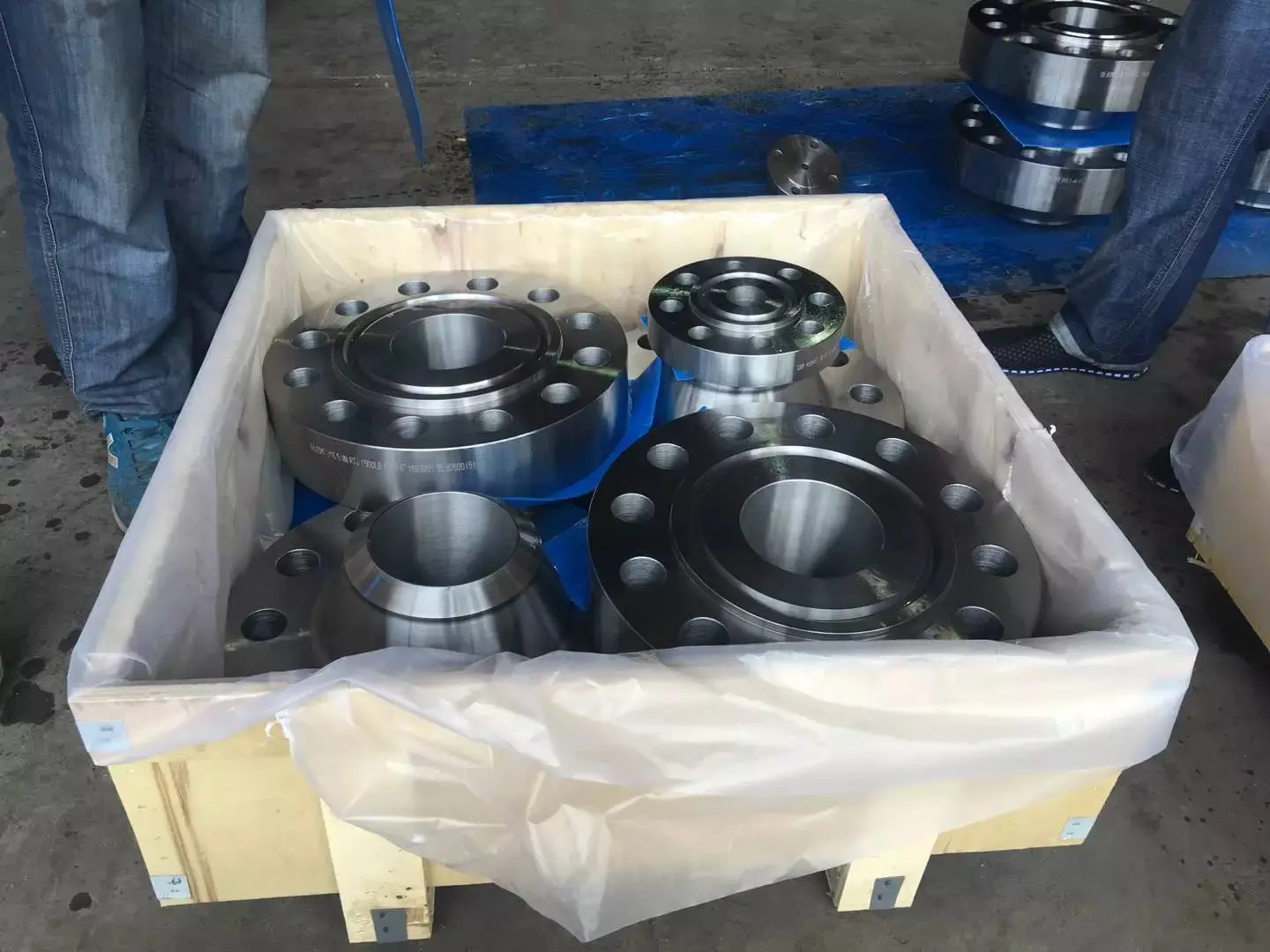 Двойной стальной фланец ASTM A182 F60 WN RF FF RTJ TF GF LF LM 600lb 0 5 дюйма до 24 дюймов ASME B16.47