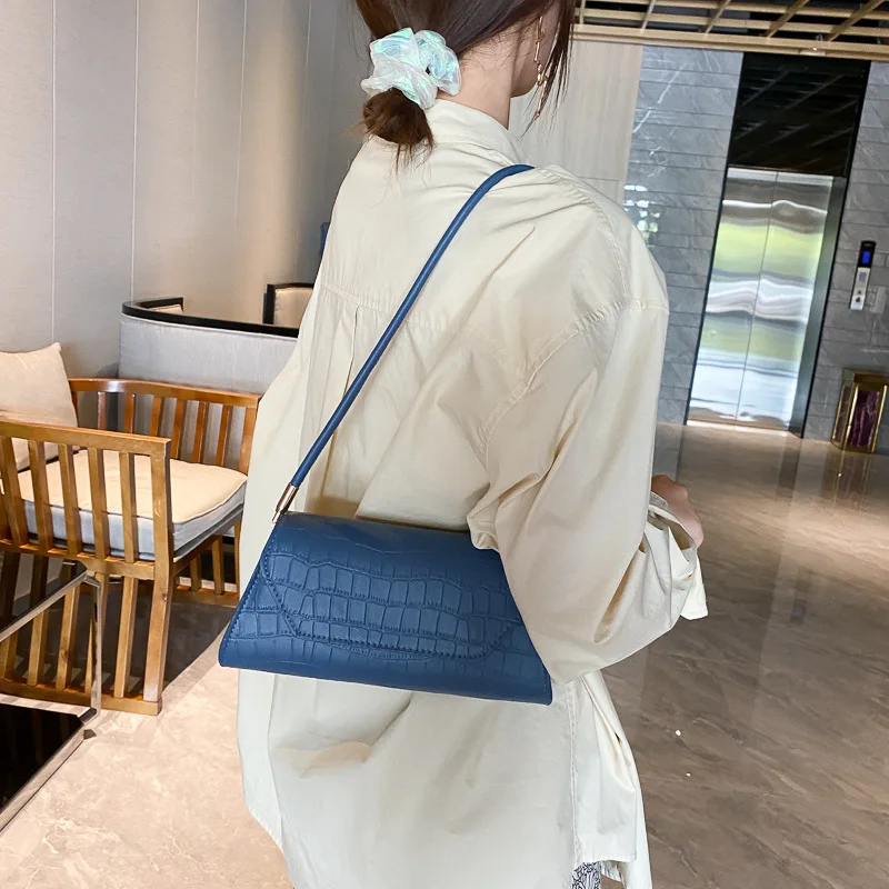 Trendy Foreign Trade Women s Bag 2024 Korean Fashion One Shoulder Crossbody Bag with Stylish Belt