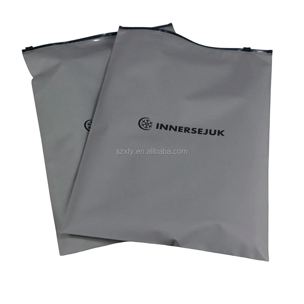 Waterproof Cloth Zipper Bags Mylar Bag Reclosable Frosted Zip Lock Bag Custom Printed Clothes Plastic Packaging Big Pillow Black