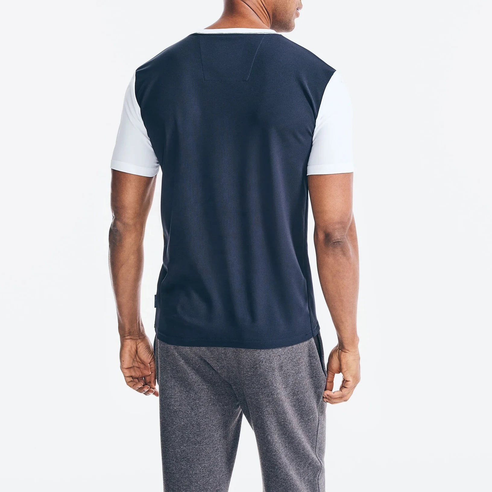  Новый продукт уникальная весенне-летняя футболка для мужчин и женщин с коротким рукавом 2021 дизайнерские дешевые футболки на заказ