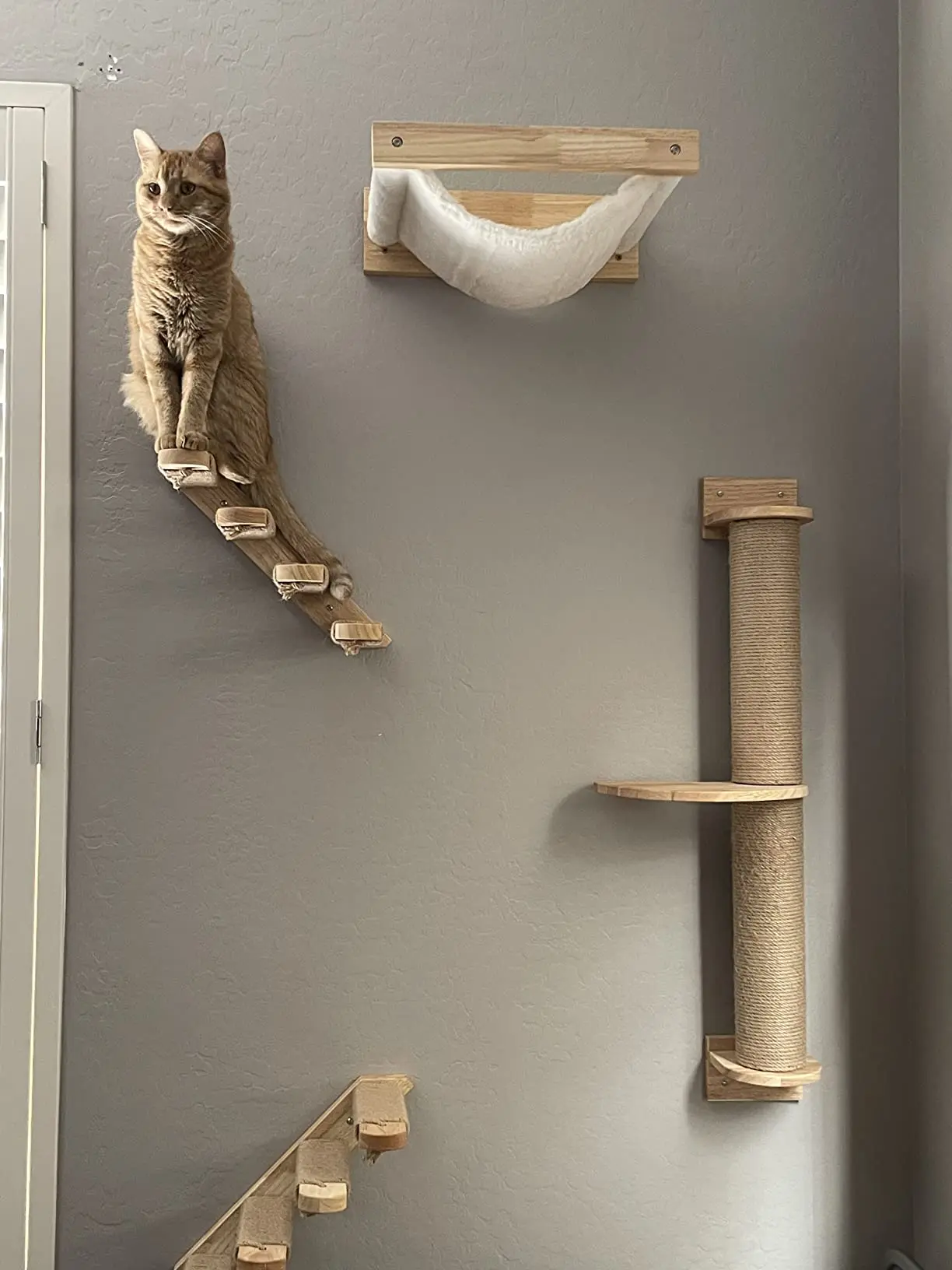 Sisal Big Cat Scratch Post with Pedal for Cat Trees & Scratchers for Big Cats Top Seller