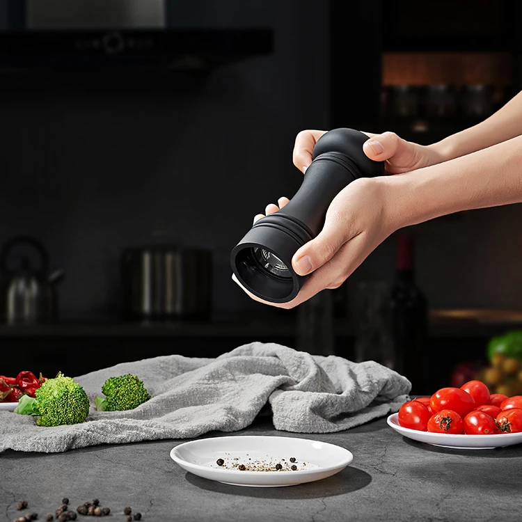 Manual Pepper Black Grinder Pepper Spices Grinding Machine