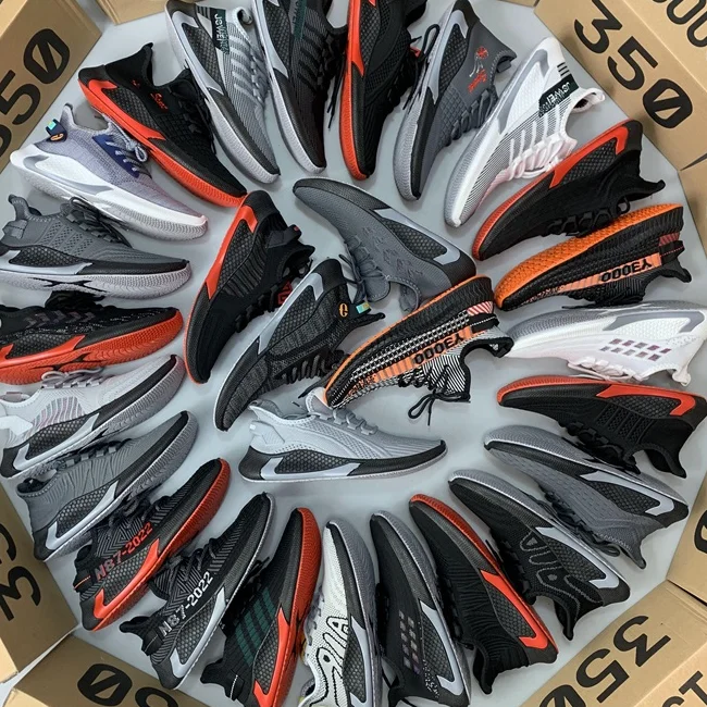 Manufacturer Lace Up Secondhand Shoes Sport Walking Shoes For Men Knitted Fashion Mesh Sneakers For Men