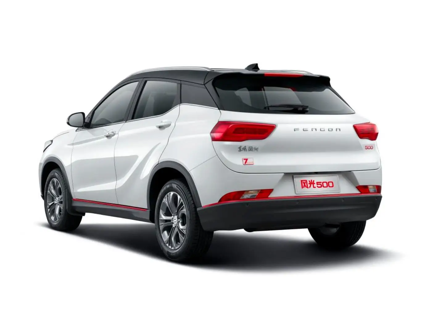 Dongfeng Sokon DFSK Glory 500 CE certified SUV M1 Euro VI 1.5L engine 4 cylinder 2WD petrol engine cheapest price
