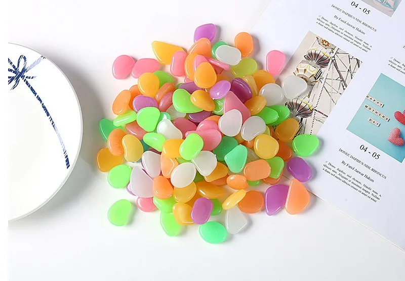 glow in the dark garden pebbles