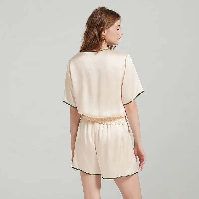 Summer contrasting colors short sleeves and shorts silk sets fashion lovely nice looking for home wear and worn externally