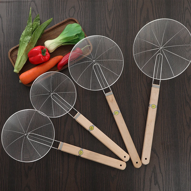 Hot sale  filter fried food noodle strainer mesh wire kitchen colander wooden handle stainless steel sieves strainers