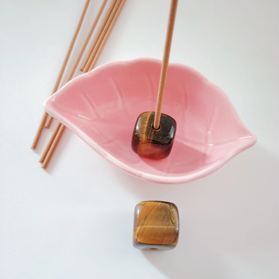 Wholesale Tiger eye crystal incense burner cube shape crafts crystal  Gem Incense Holder For gift