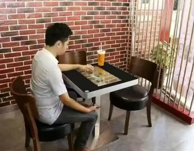 Factory Price Customized Android LCD digital signage interactive Touch Table  for coffee room