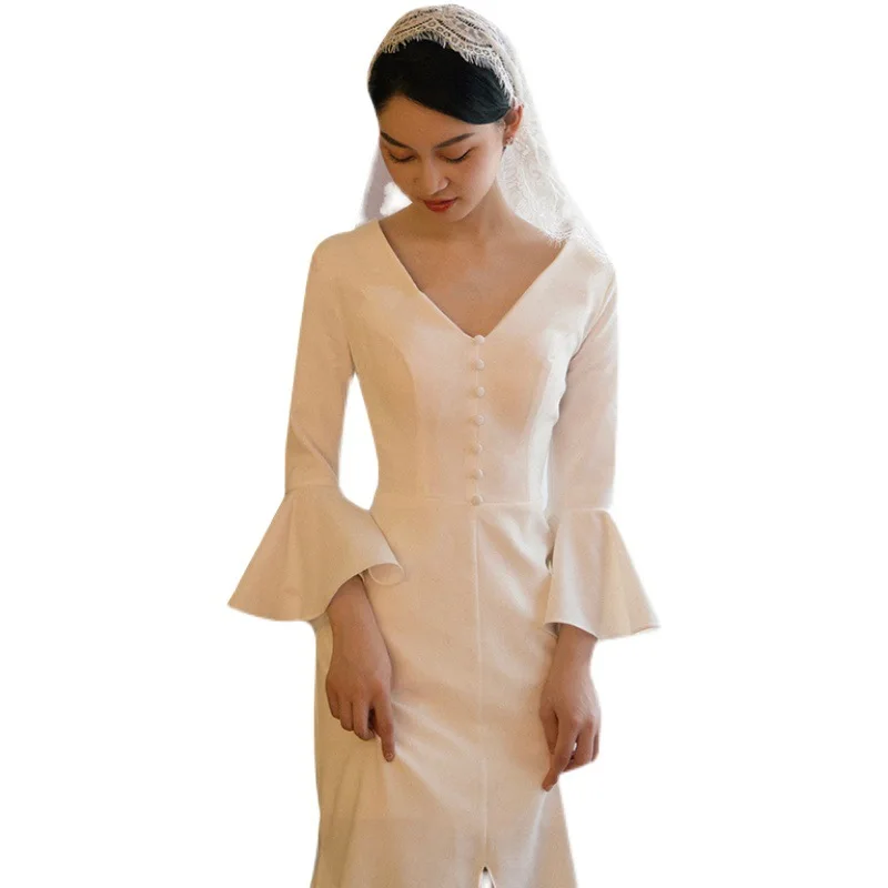 French Light 2023 New Summer Bridal Elegant Small Trailing Wedding Veil Simple Fishtail Satin Dress