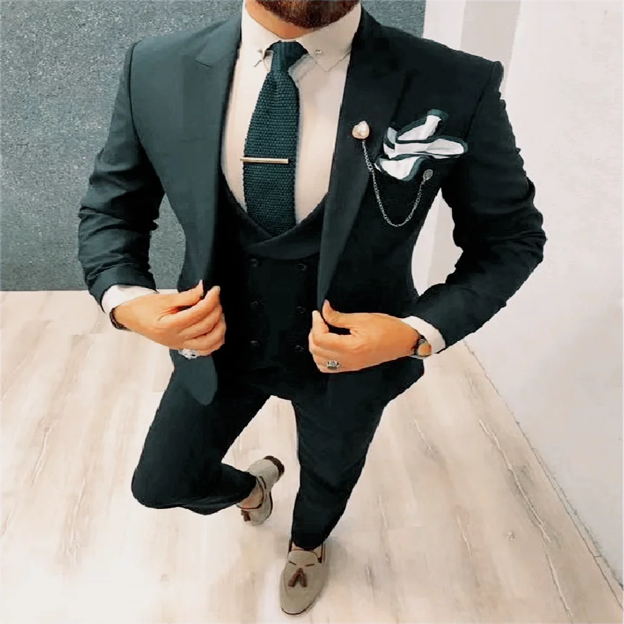 
2021 Design Groom Tuxedos Two Buttons Grey Groomsmen Best Man Suit Mens Wedding Suits 