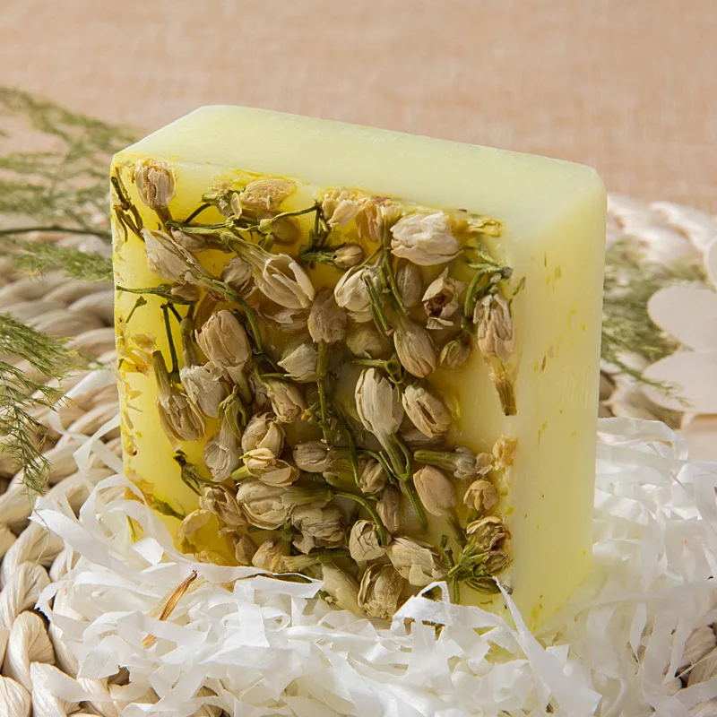 Natural Organic Hand Moisturizing Cleansing Block Soap with Dry Flower