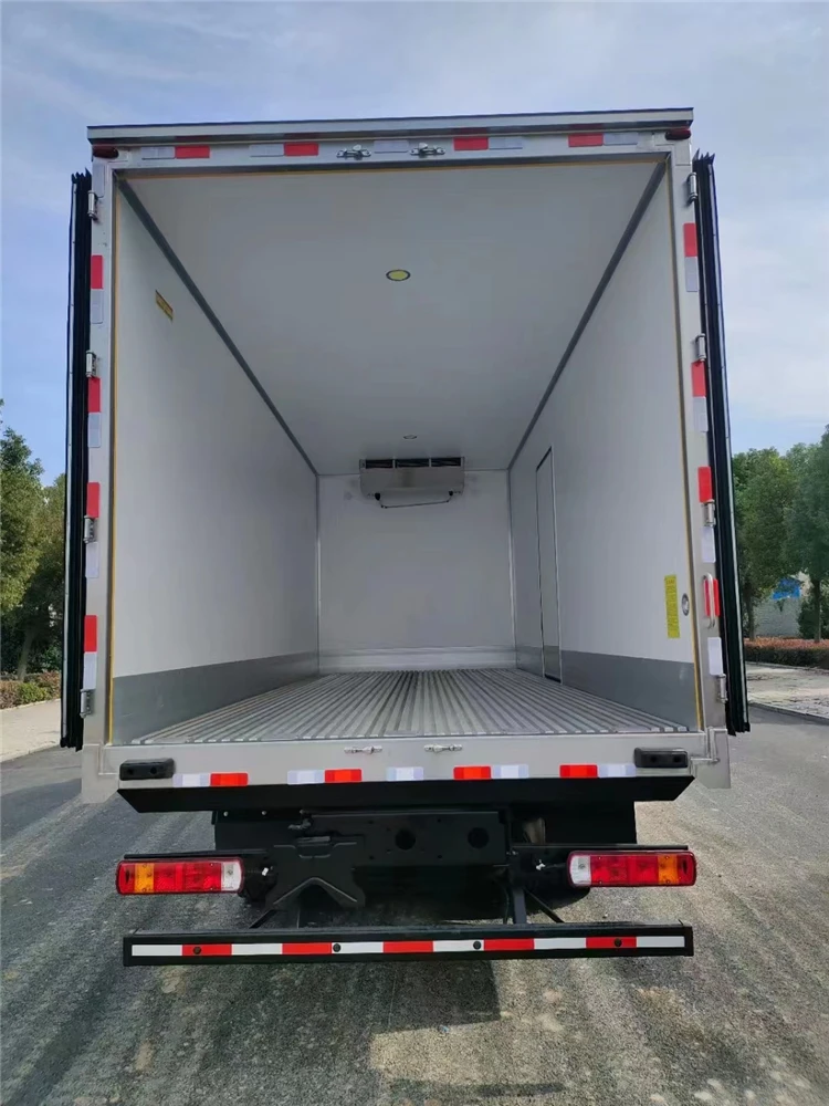 Great Price Refrigerated Van Freezer Box Truck Mini Refrigerated Trucks For Sale