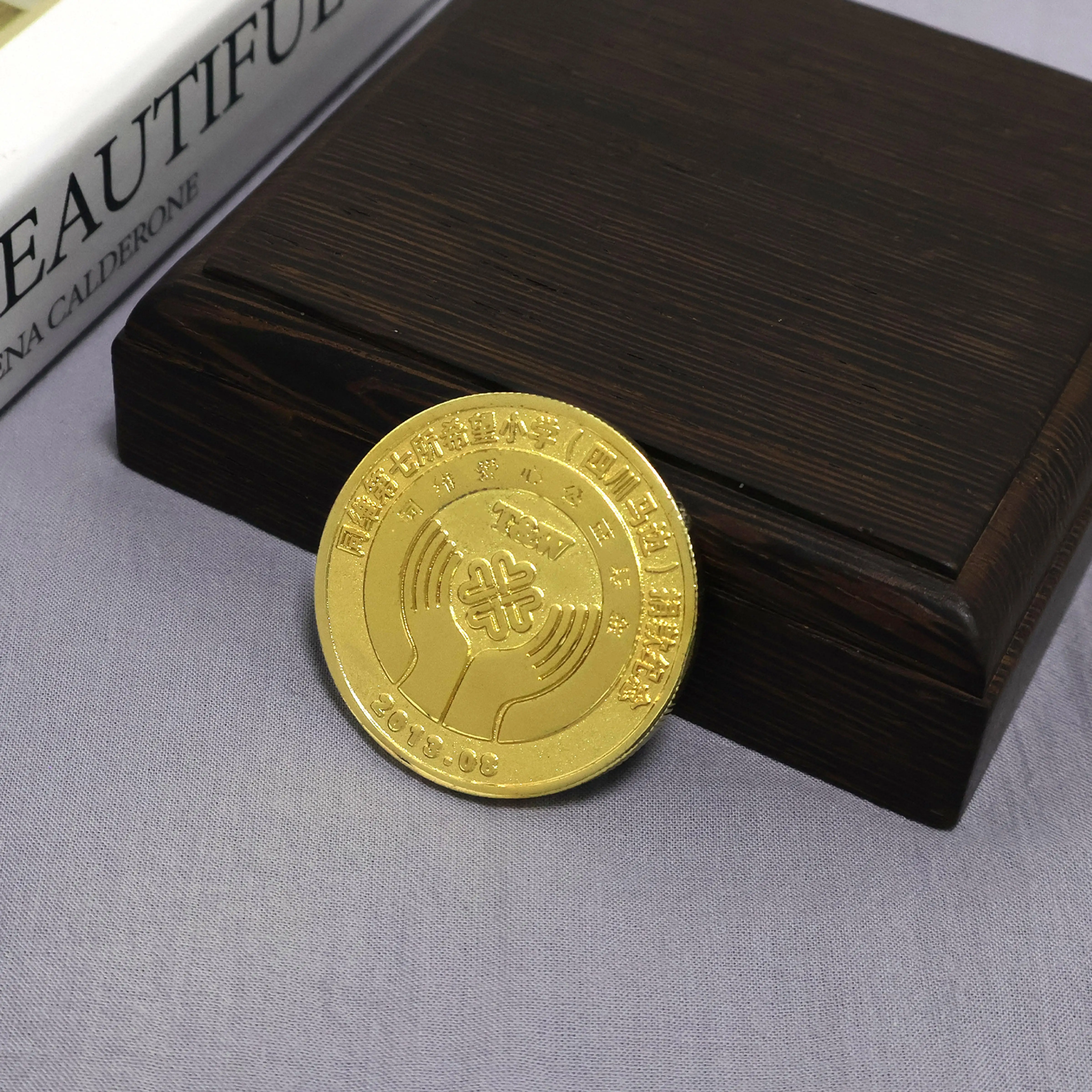 Wholesale Vintage Coins Us 1872 Trade Dollar Silver Plated Rep   lica Decorative Commemorative Coins