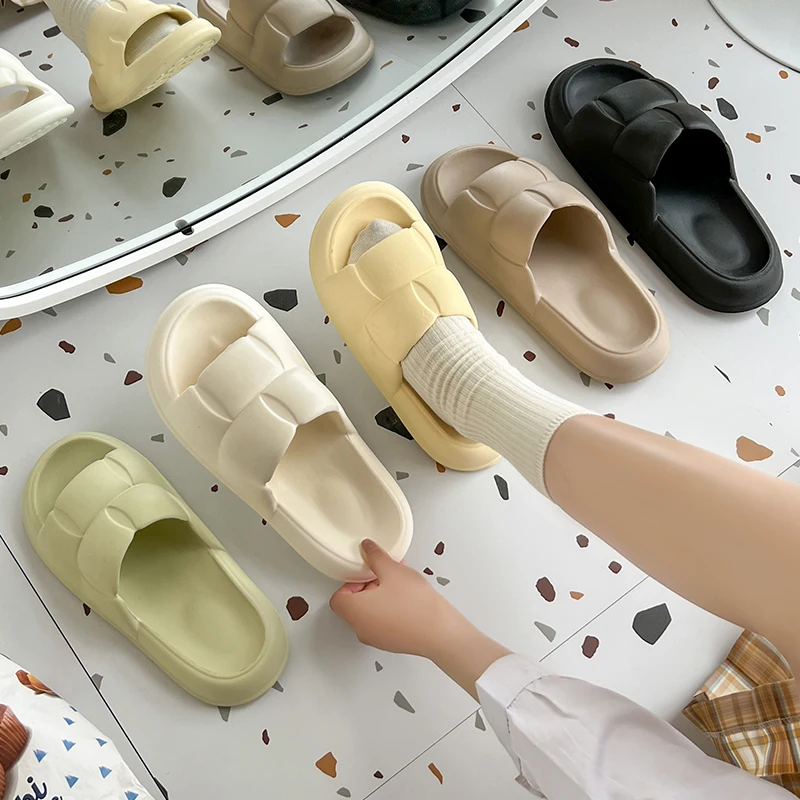 One for distribution memory foam slippers slides slippers slippers for women