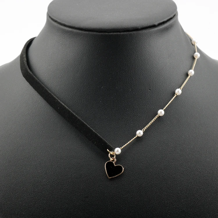 Simple Temperament Short small love Heart pendant Necklace red enamel heart charm choker with half velvet pearl chain for women