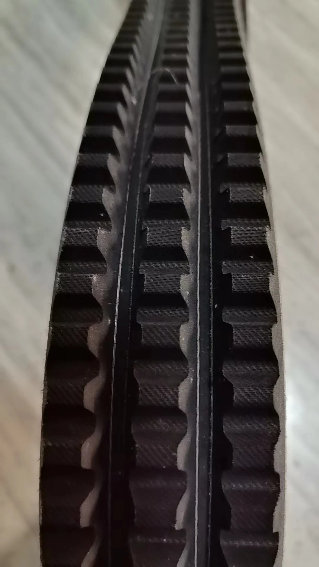 Excavator Fan Belt for XCMG XE210 XE215 XE230 Digger Belt Excavator Engine Spare Parts