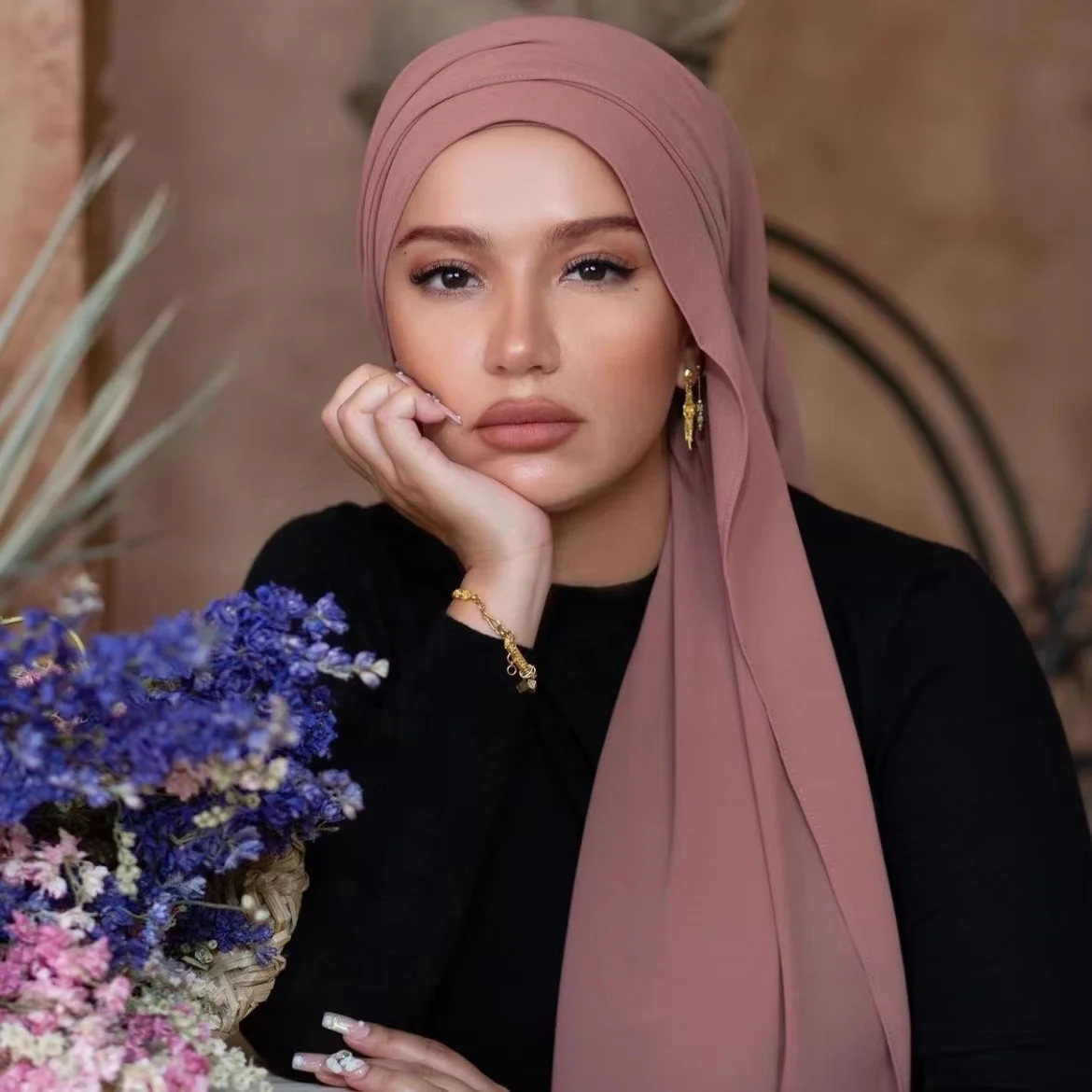 Hot Selling Muslim Women Plain Color Big Pleated Instant Bubble Chiffon Headscarf Instant Head Cover Wrap Scarf Hijabs