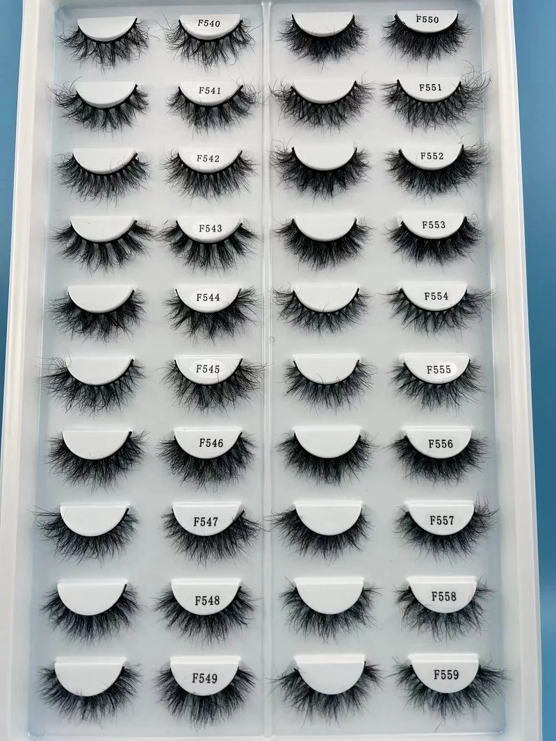 Wholesale 15mm Natural False Eyelashes 3D Layered Effect Real Siberian Mink Fur Fake Eyelashes Handmade Strip Eyelashes Reusable