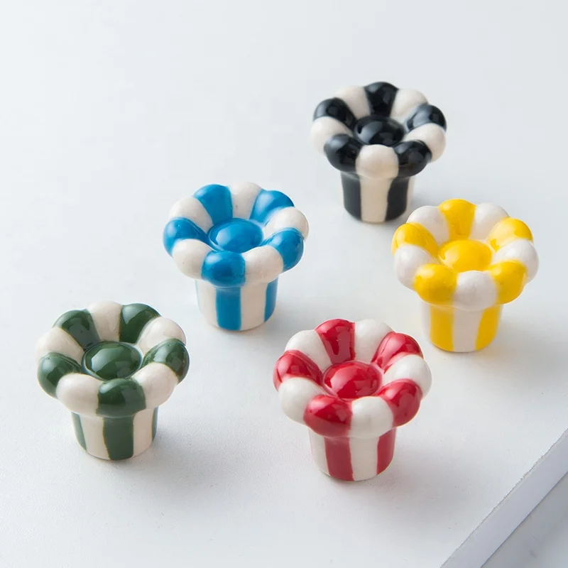 Customized Minimalist Furniture Hardware Handle Cartoon Style Drawer Knob Door Cupboard Wardrobe Kitchen Ceramic Cabinet Handles