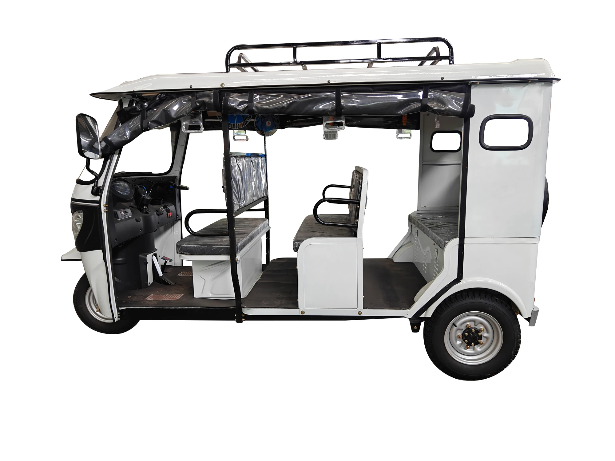 200cc Electric Passenger Taxi Tricycle with 60v 3kw Motor Open Body Design for Cargo Use 250cc Displacement for Tuk Tuk Use