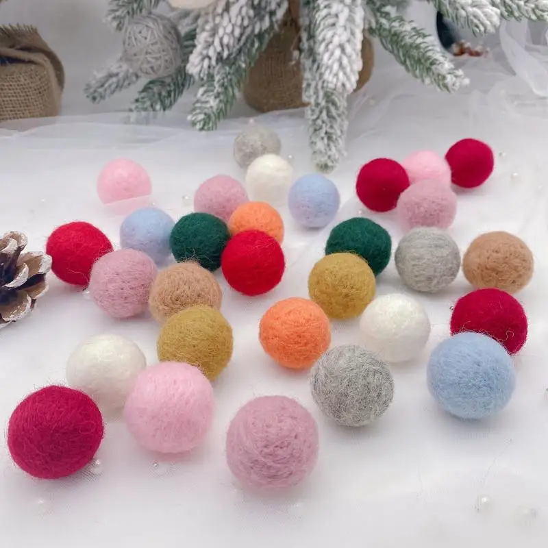 wool ball Christmas day decorative ball drying ball moisture-proof anti-static
