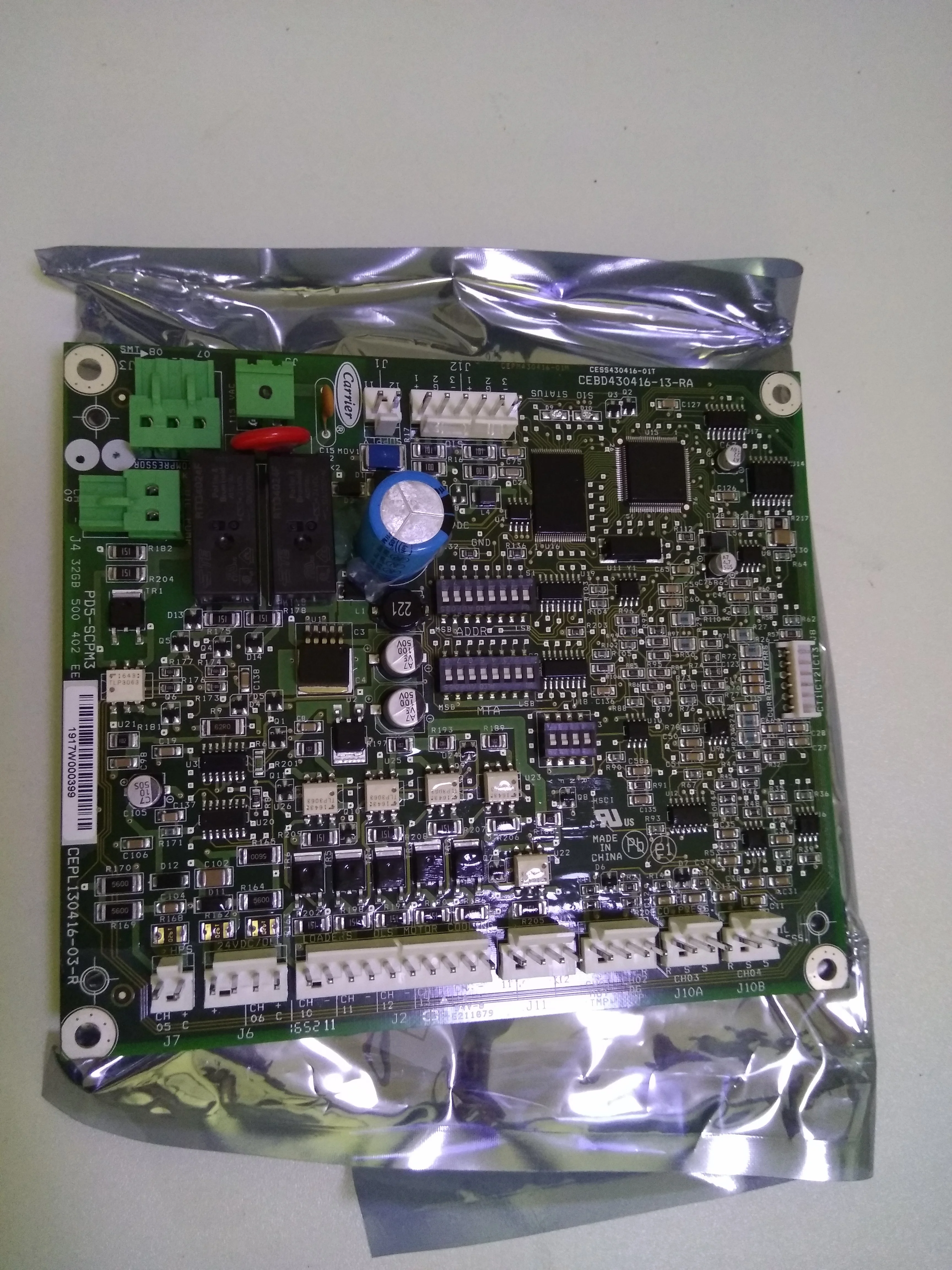 Carrier 32GB500402EE 32GB500402 SCPM board  Compressor card for Carrier 30HXC chiller units
