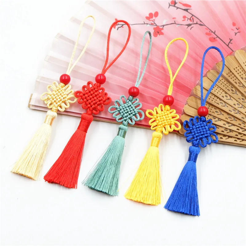 Handmade mini Chinese knot tassel weaving crafts small pendant bookmark hanging whisk tassel