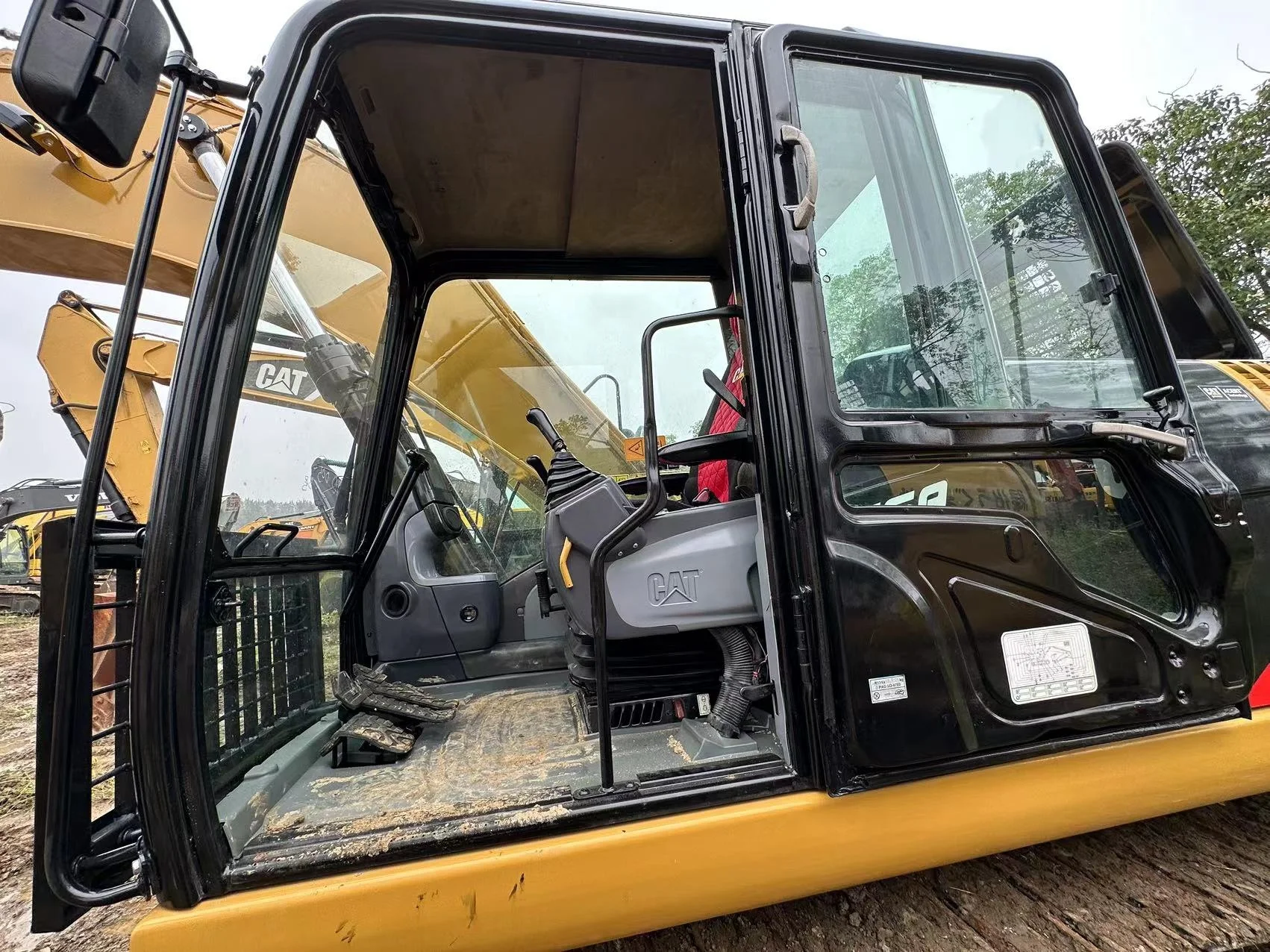 Most Competitive Price High Quality Bucket Teeth Used Excavator for Caterpillar Cat320D2 320dl komatsu pc55 200 Hitachi zx70