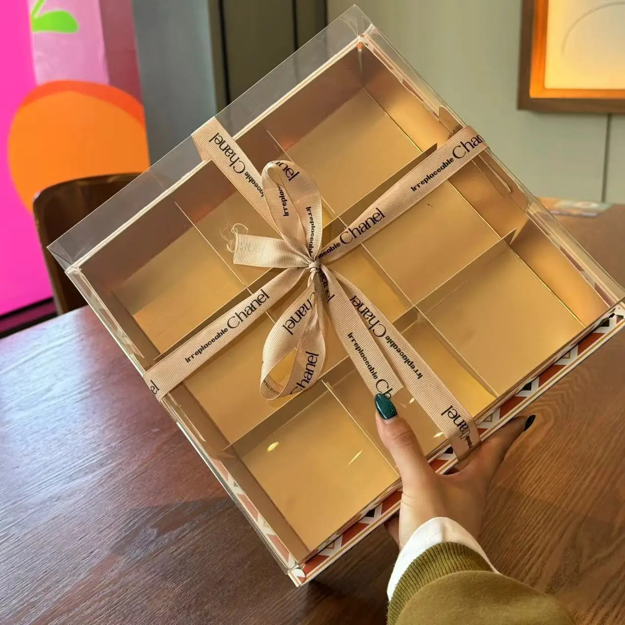 IMEE Luxury 9 Grids Gift Box Fruit Slice Cake Pastry Take Away Treat Box Golden Tray Afternoon Tea Packaging Boxes