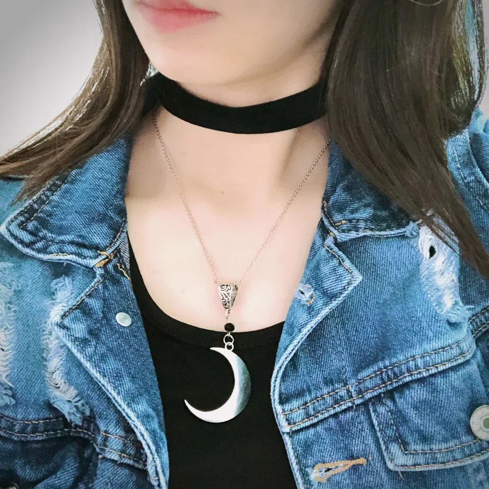 Gothic Velvet Chocker Collar Necklace For Women Velvet Cresecent Pendant Necklaces Silver Color Occult Dark Jewelry