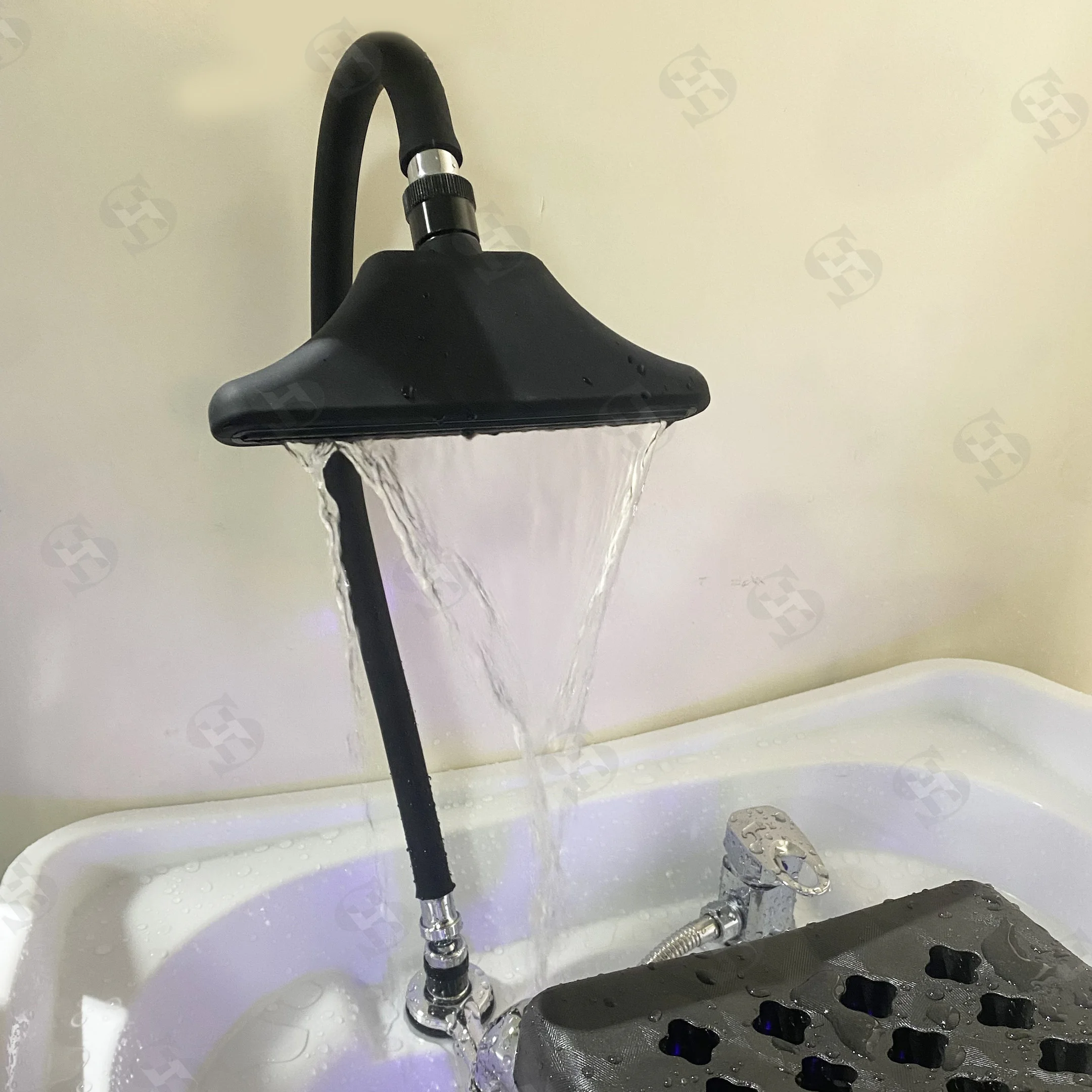 New Design Beauty Hair Salon Shower Head Sprayer for Beauty SPA Massage Salon Station