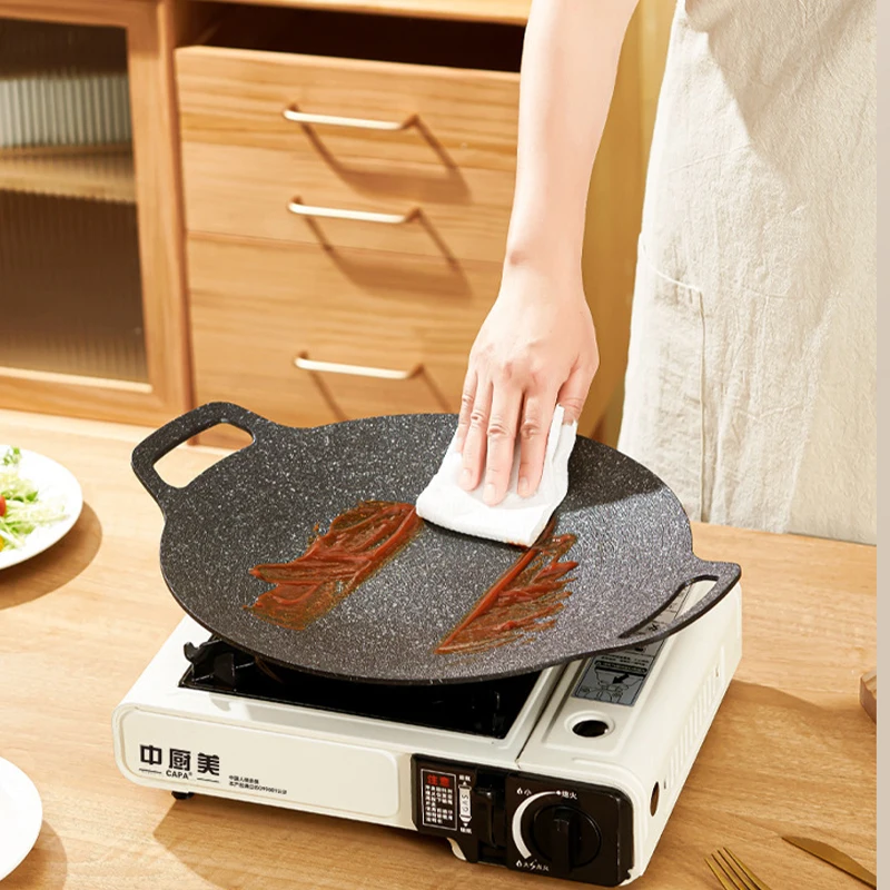 Insulated Handle Non-Stick Stainless Steel Frying Pan Sturdy Construction Excellent Heat Performance
