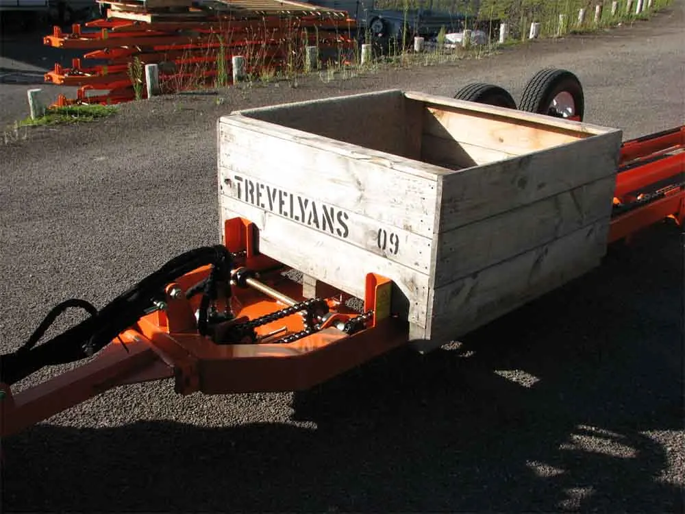 FHM Farmer helper Fruit Bin Trailer Hauler FBT4 orchard trailer  bin runner