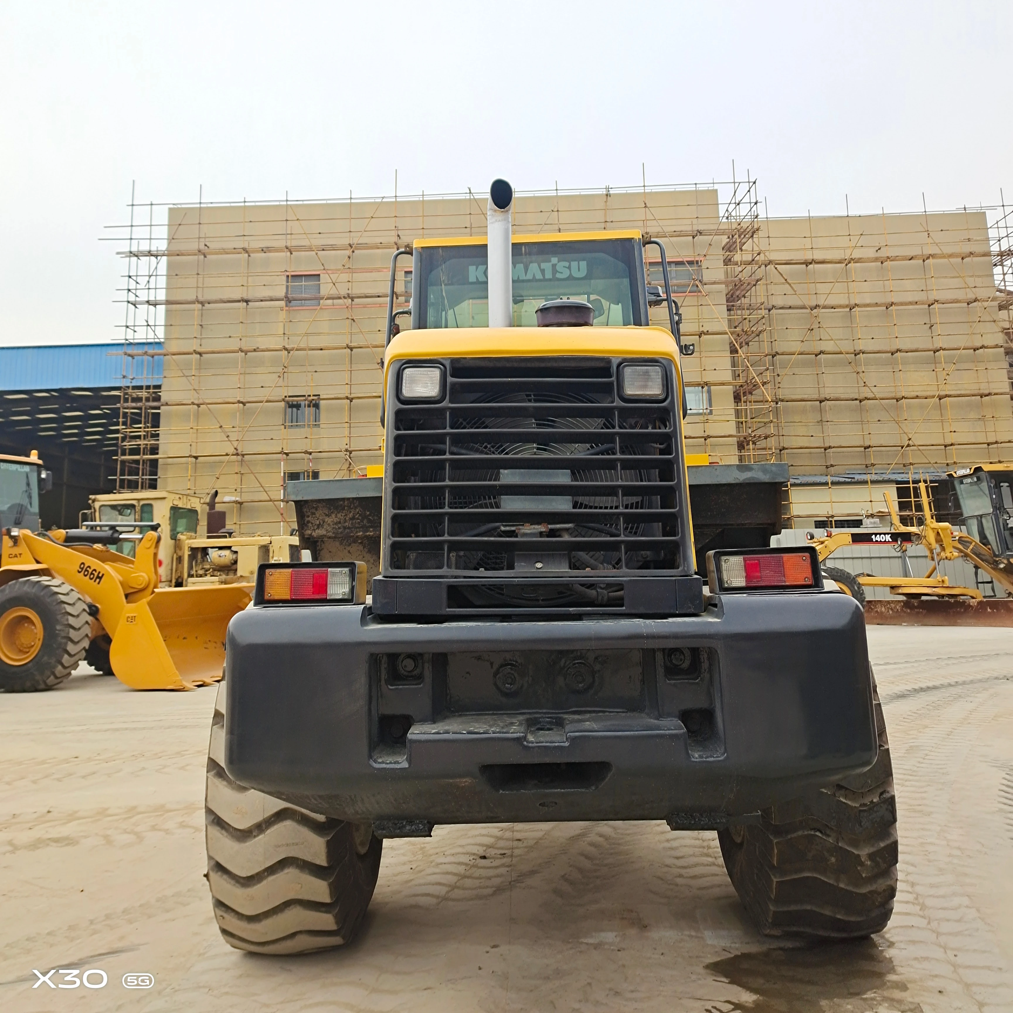 Sell second-hand brand KOMATSU pc 130-7 used excavator with cheap price in shanghai city