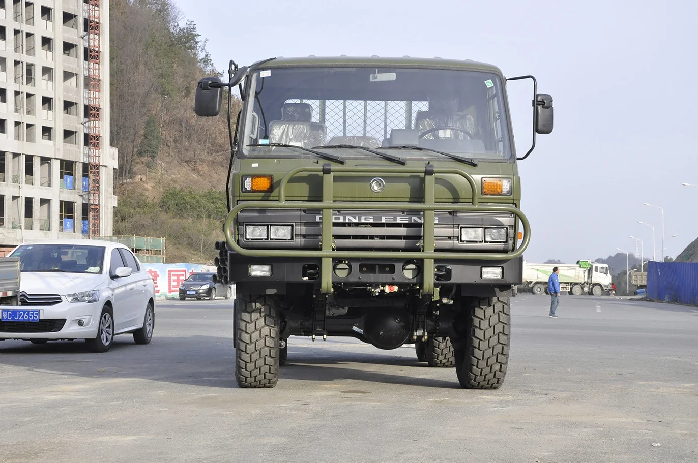 Китайский поставщик Лидер продаж сверхмощный внедорожник 6x4 6x6 грузовой Самосвал для продажи