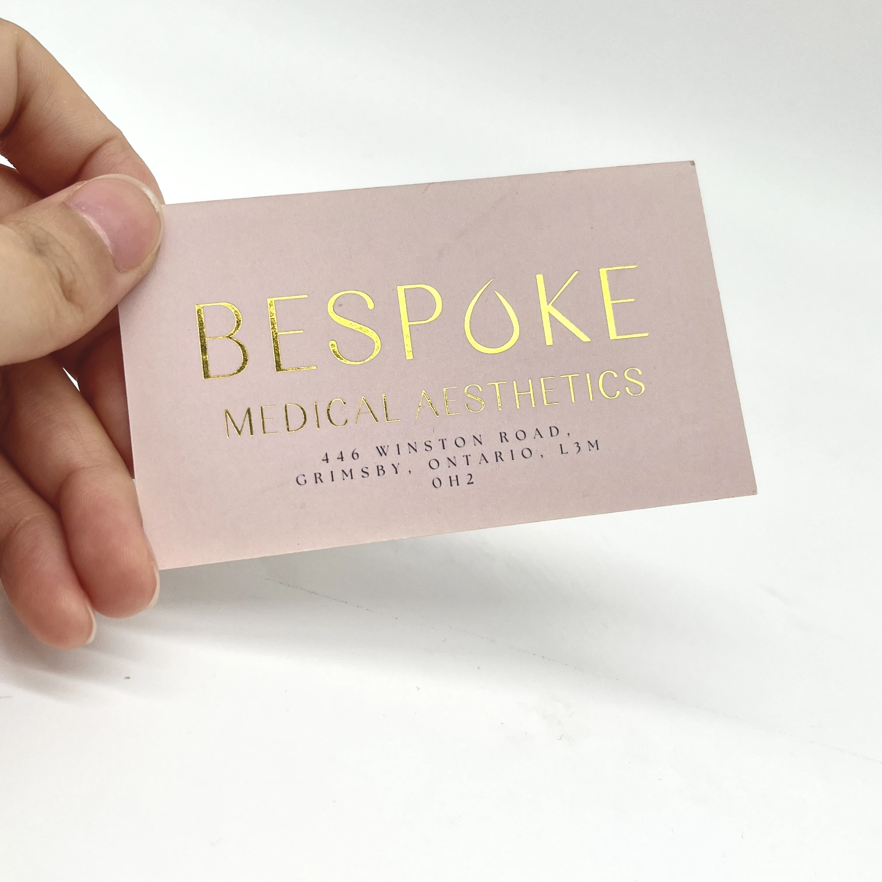 Индивидуальный логотип и дизайн фабрика производит фольгированные штампованные бумажные визитные карточки