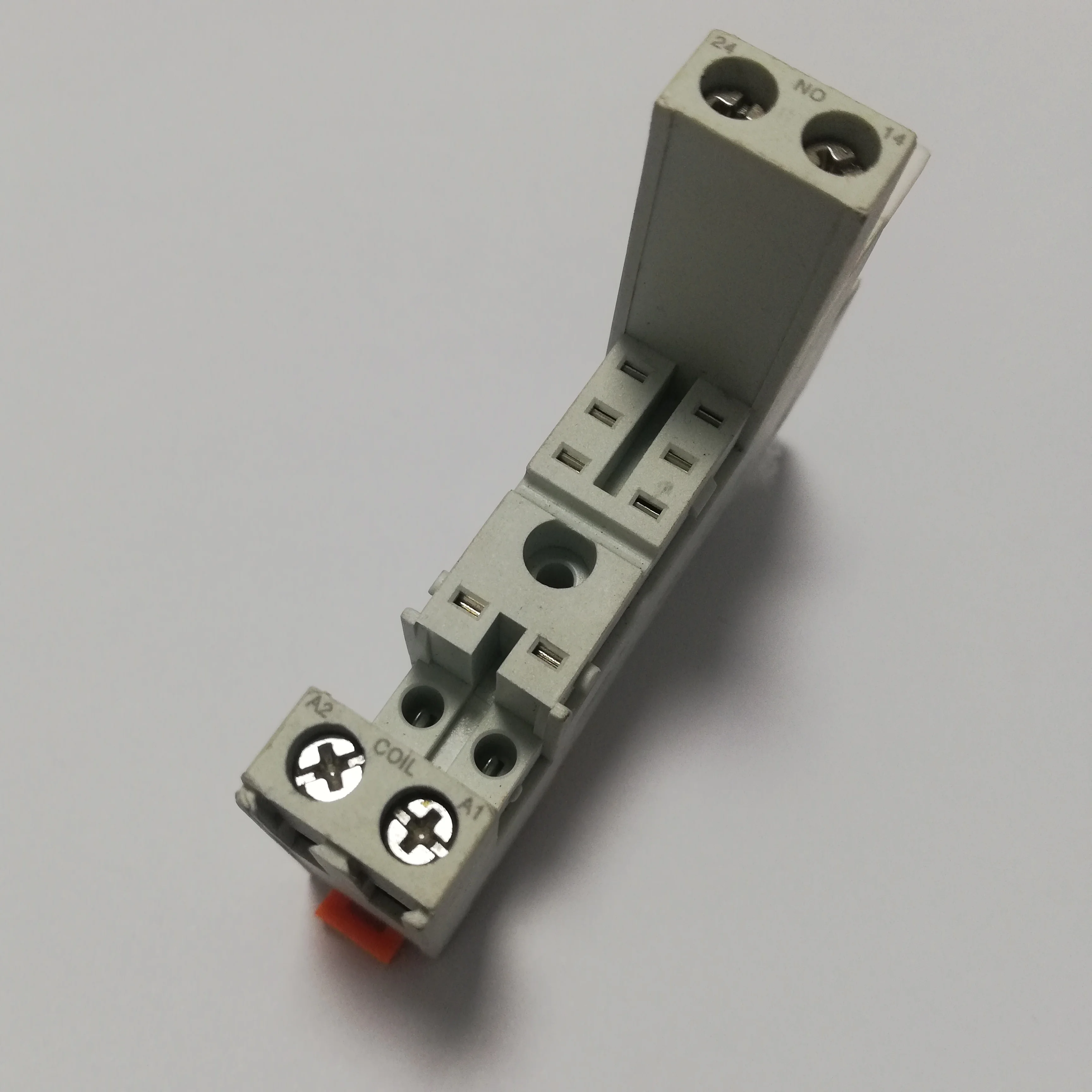 8 контактный din-rail релейный разъём