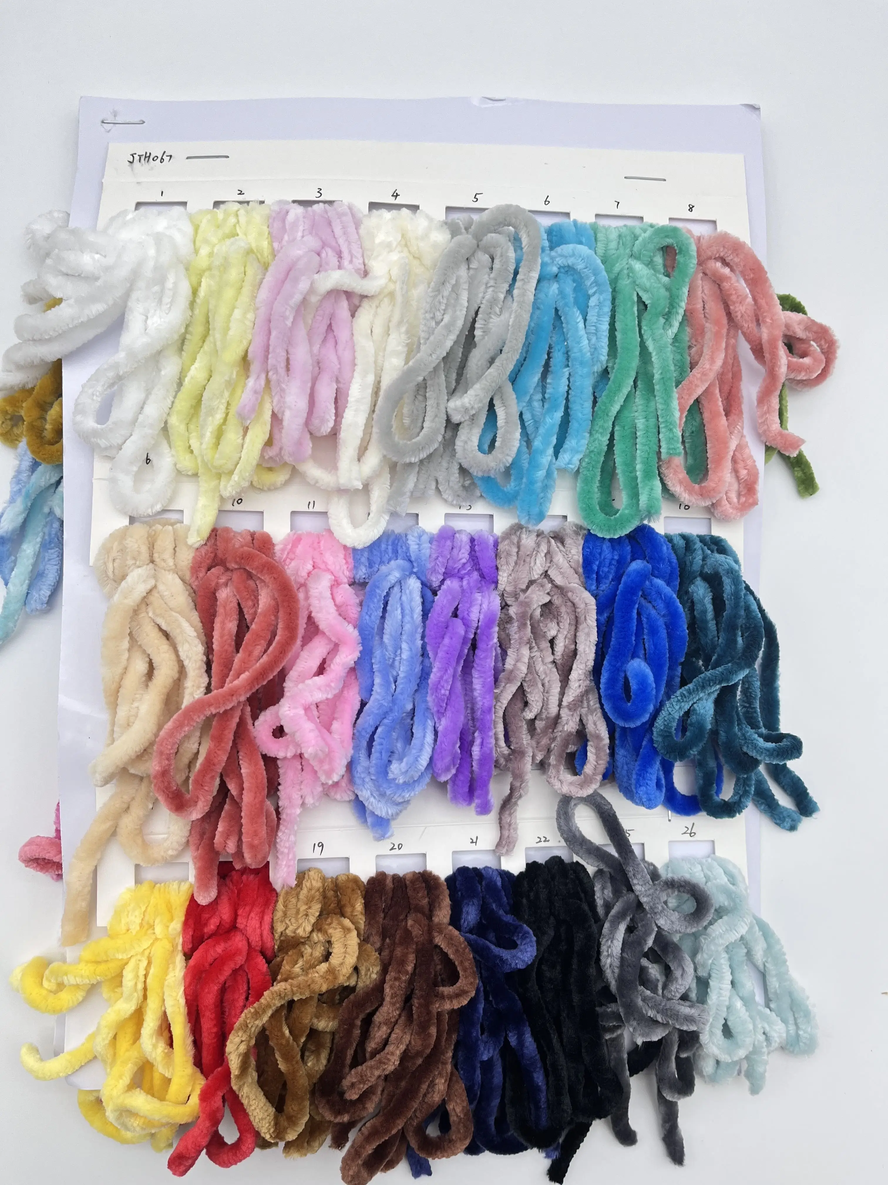 Factory wholesale custom logo weight gloss velvet chenille yarn Fluffy Plush Crochet Yarn