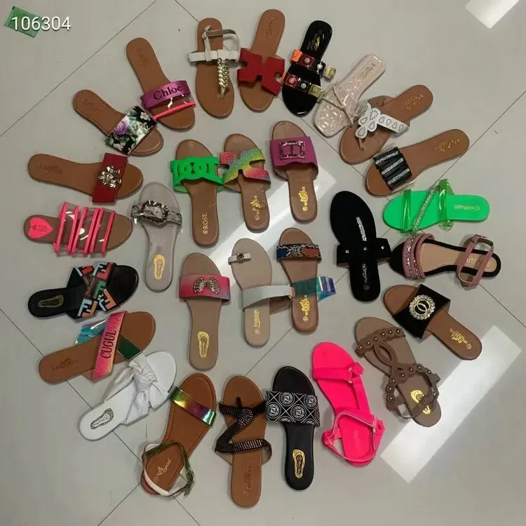 0.69 Dollar Model YH-KM001 Popular Hot China Wholesale Cheaper Price Different Slippers Shoes For Ladies